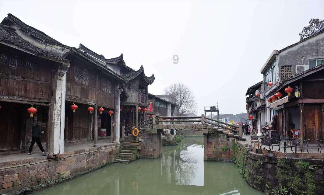 小众的潮玩“大娃”为什么价值那么高？游戏画面
